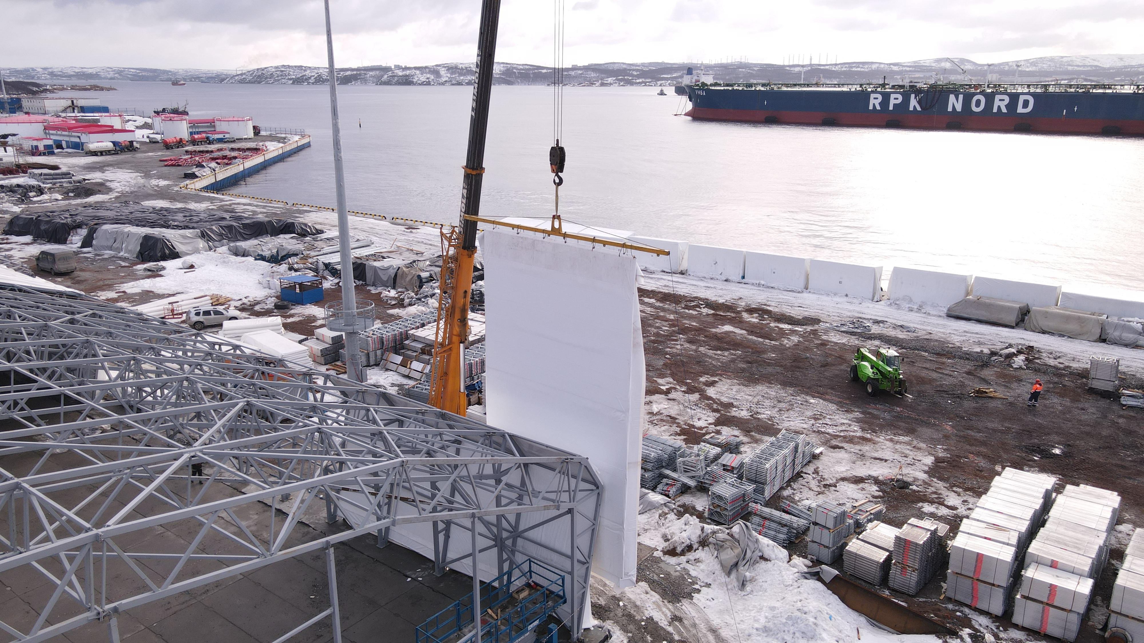 Строительство склада для мега-проекта «Арктик СПГ2» в Мурманской области